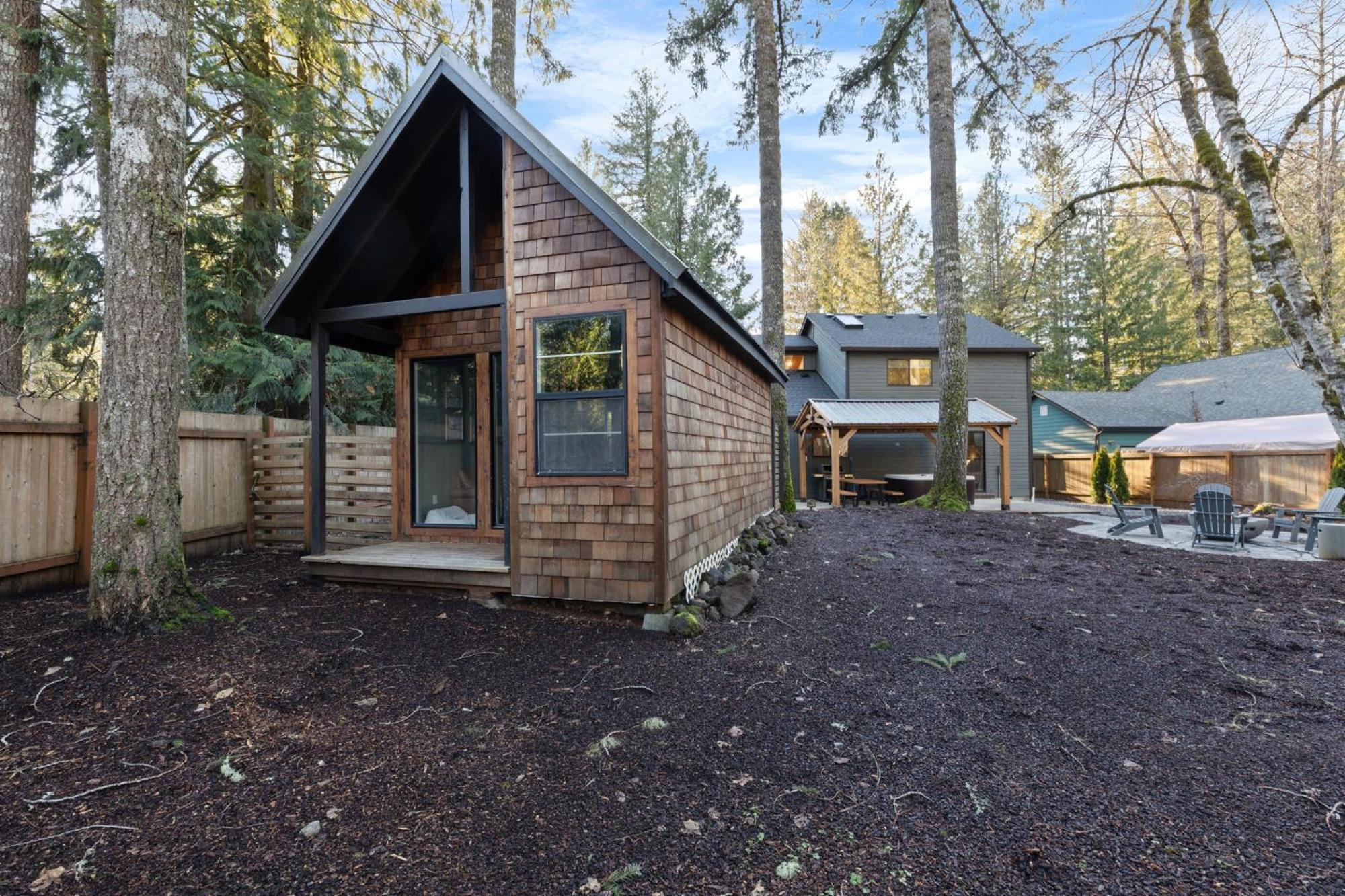 Stay Portland Collection - Alpine Retreat Hot Tub, Fire Pit & Game Room Rhododendron Buitenkant foto